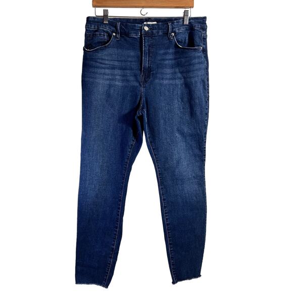 Good American Women's Frayed Raw Hem Good Legs Skinny Jeans Size 16 - Picture 2 of 16